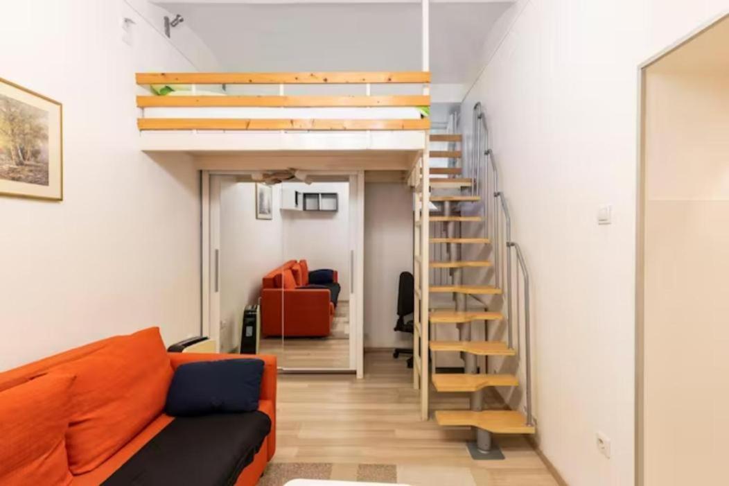 Appartement Zagreb Bunker At Main Square Extérieur photo